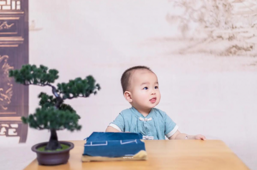 果洛宝宝眼屎多是什么原因 果洛宝宝眼屎多是什么原因